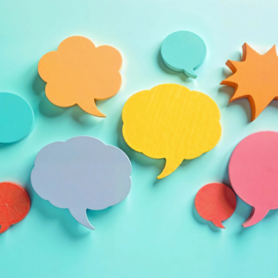 Speech bubbles on turquoise background